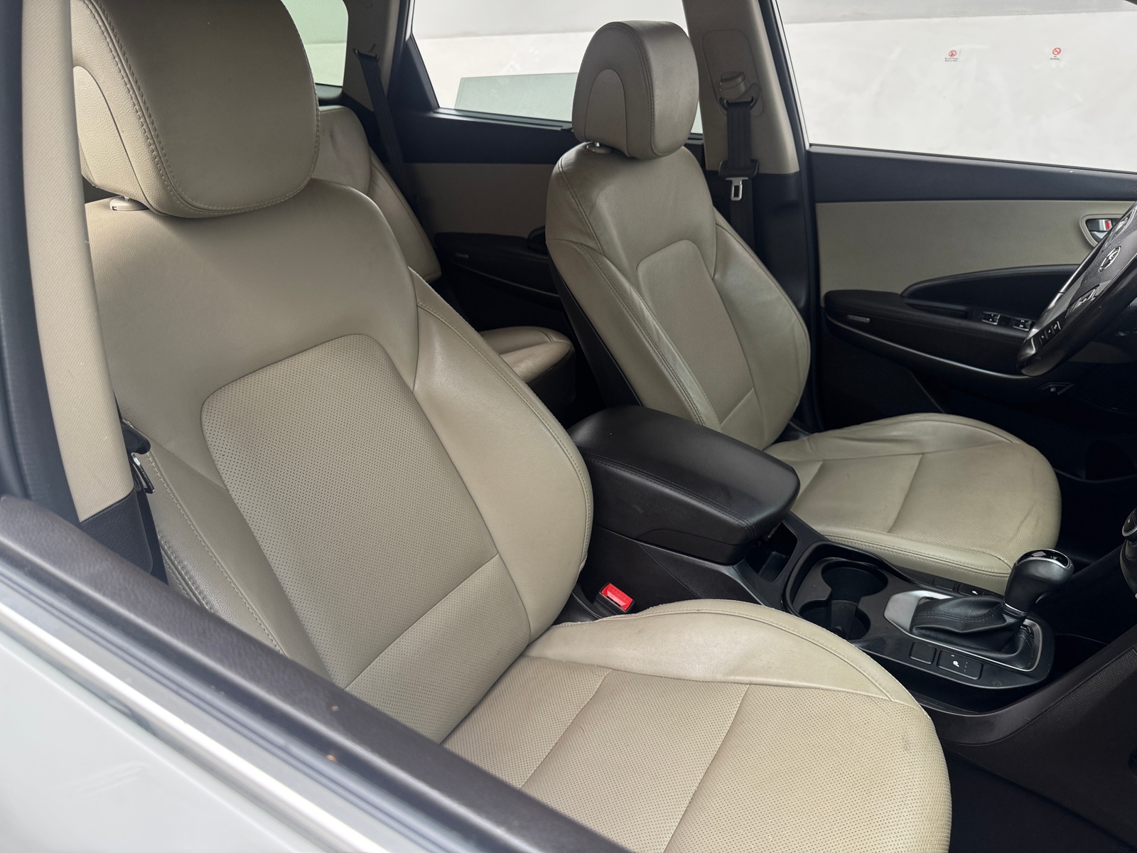 Thumbnail: 2017 Hyundai Santa Fe - 2