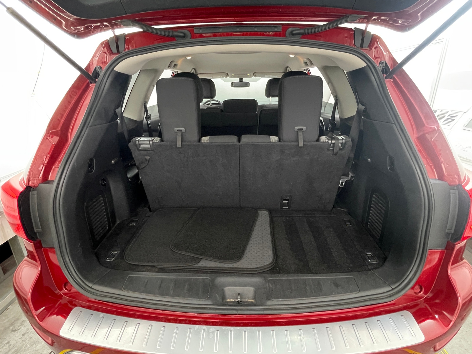 Thumbnail: 2018 Nissan Pathfinder - 7