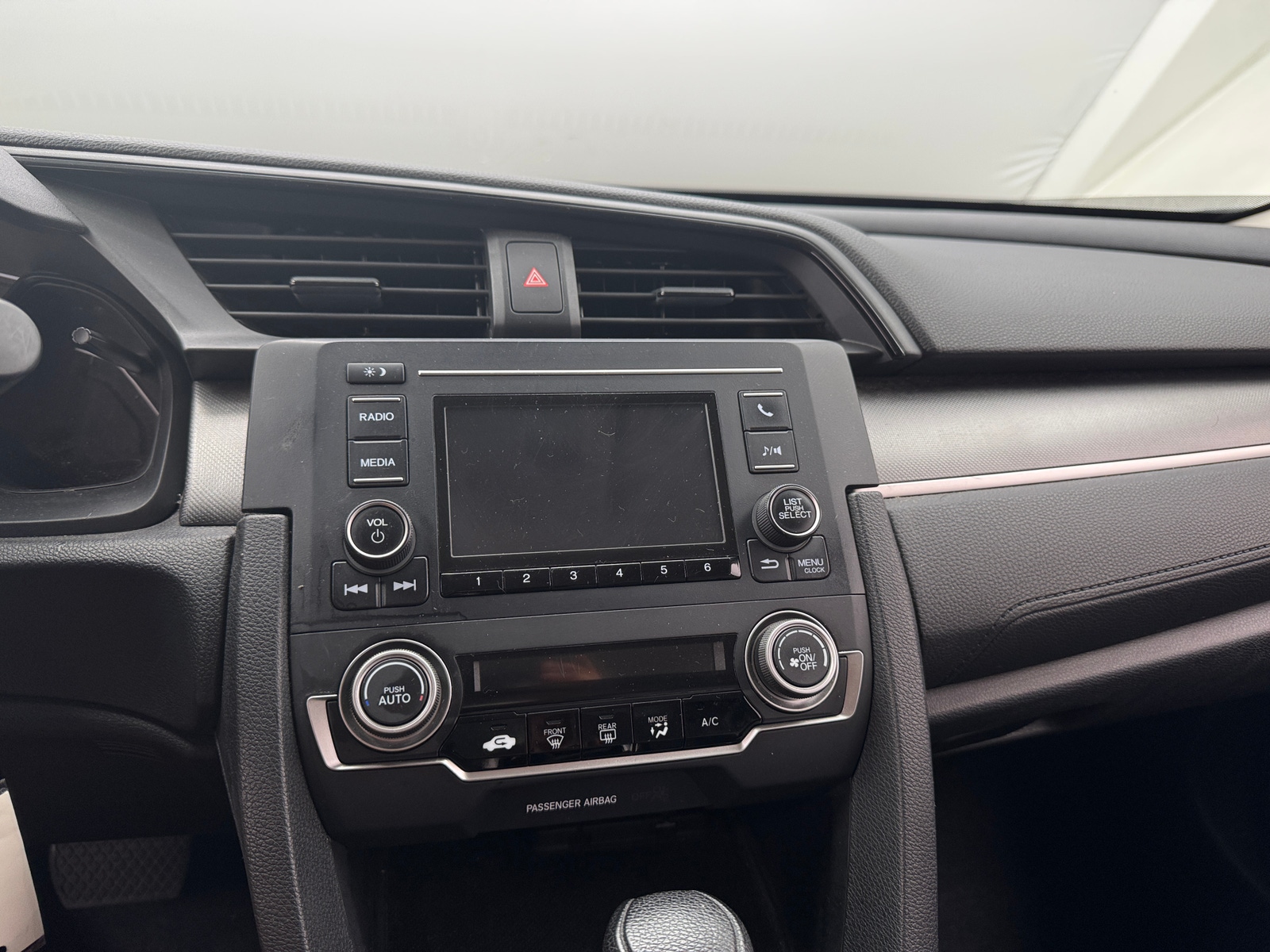 Thumbnail: 2016 Honda Civic - 4