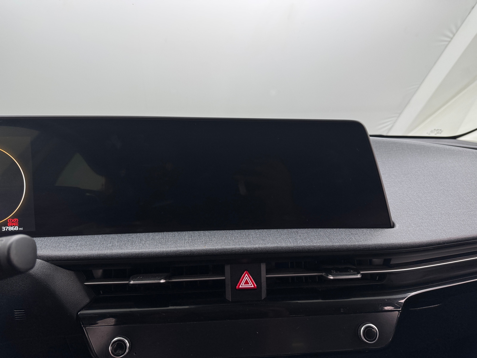 Thumbnail: 2022 Kia EV6 - 3