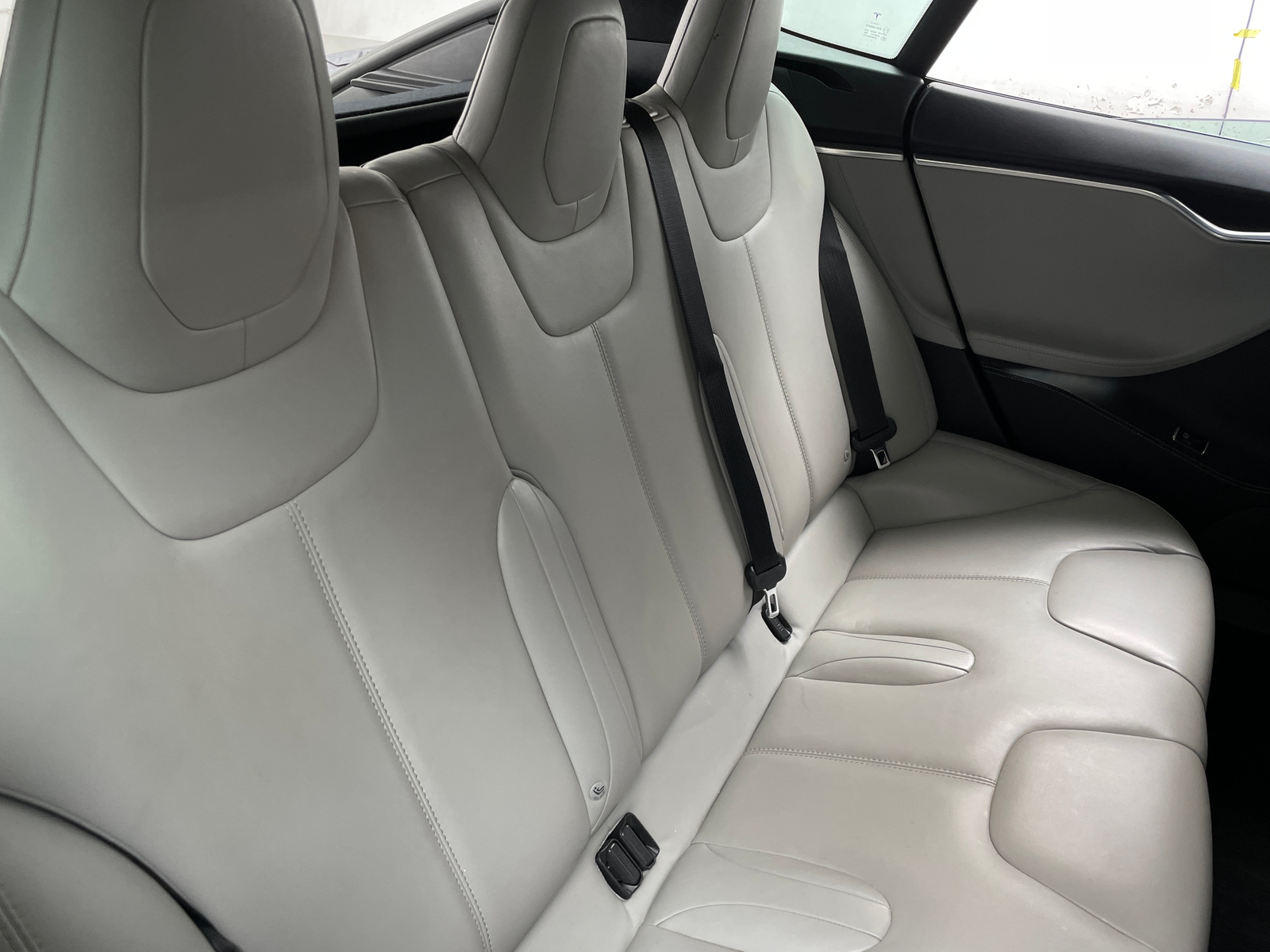 Thumbnail: 2016 Tesla Model S - 5