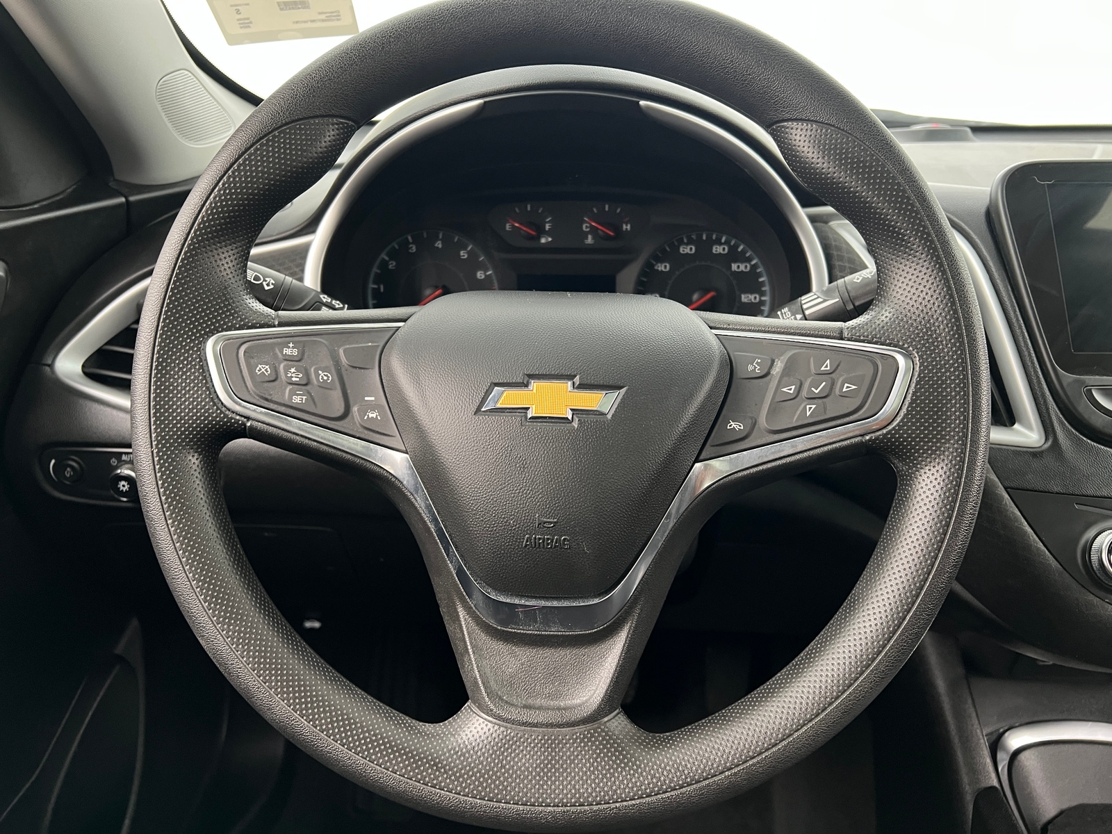 Thumbnail: 2024 Chevrolet Malibu - 5