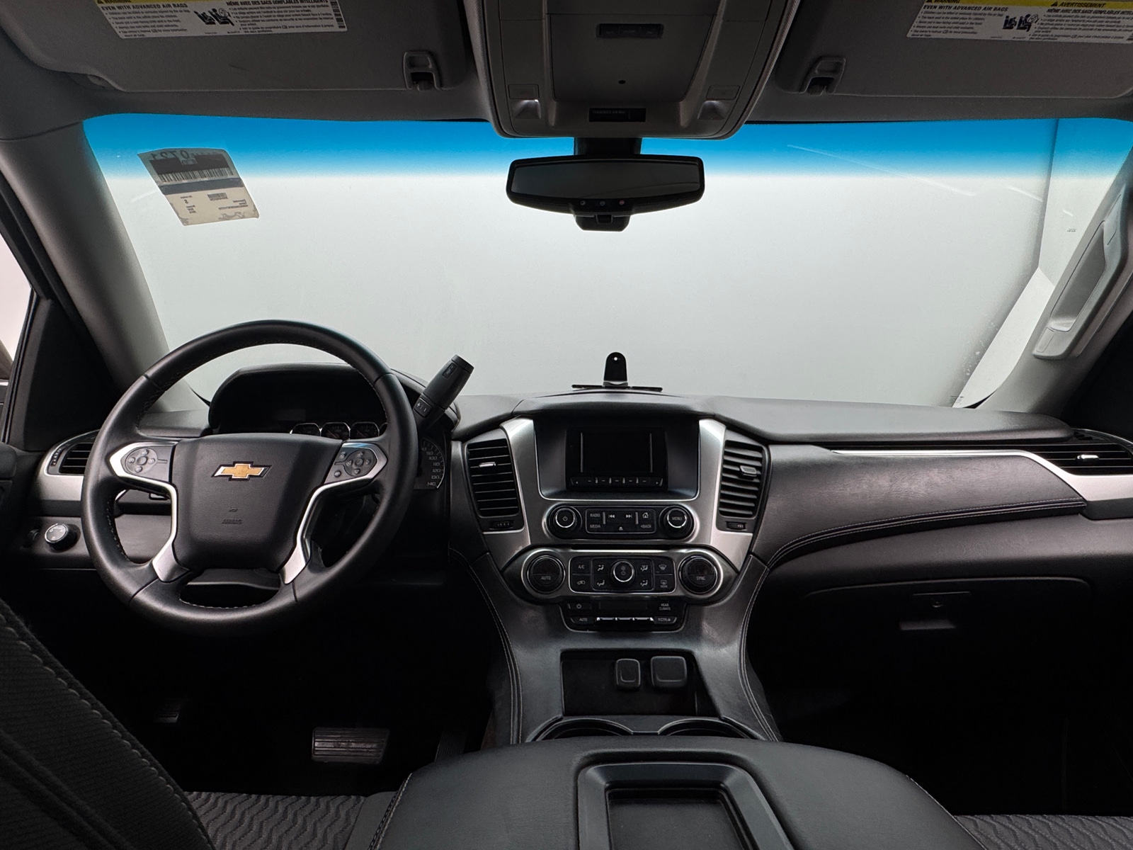 Thumbnail: 2015 Chevrolet Tahoe - 3