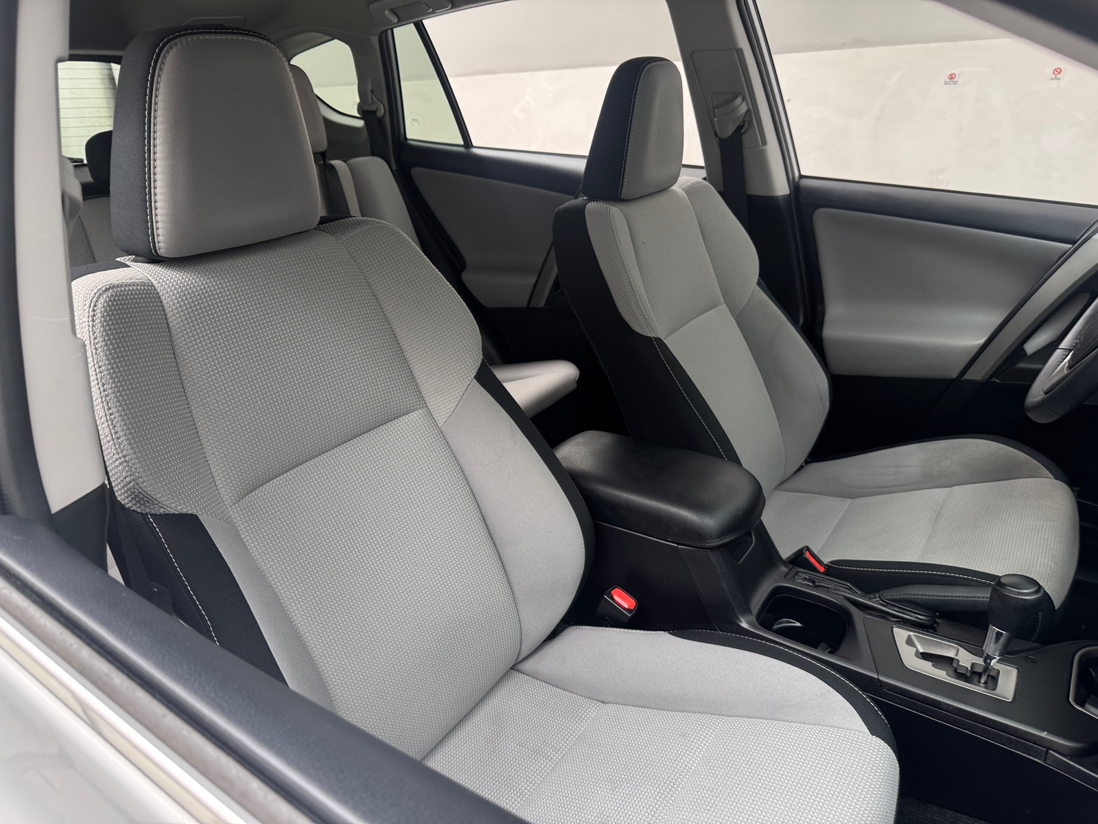 Thumbnail: 2017 Toyota RAV4 - 2
