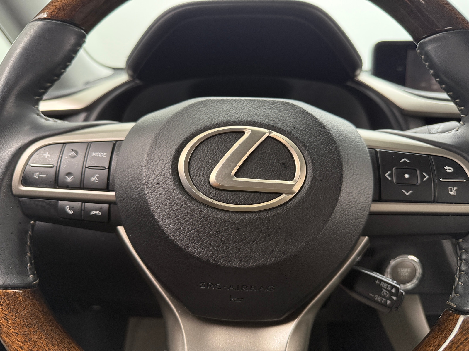 Thumbnail: 2016 Lexus RX - 4