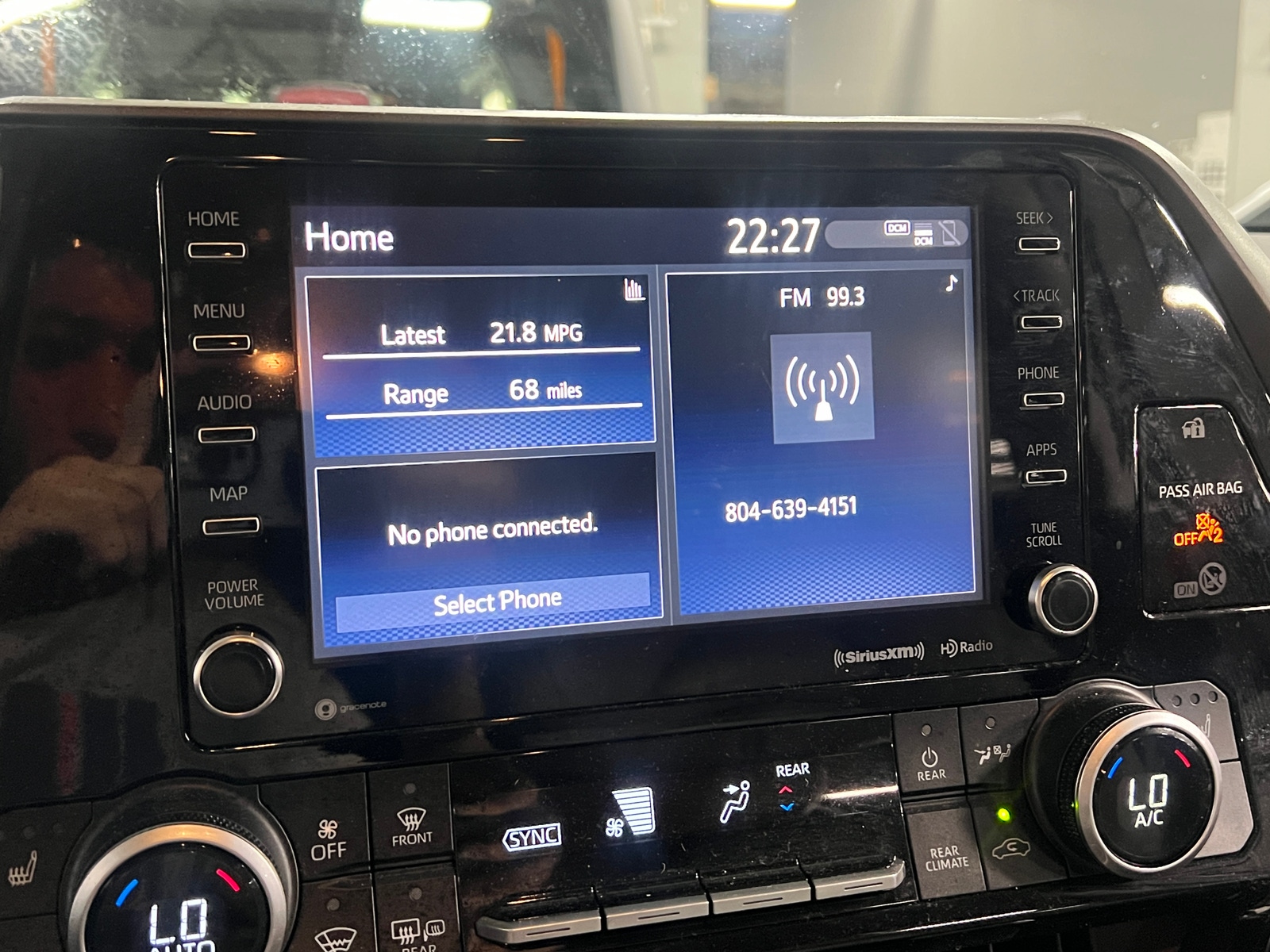 Thumbnail: 2021 Toyota Highlander - 3