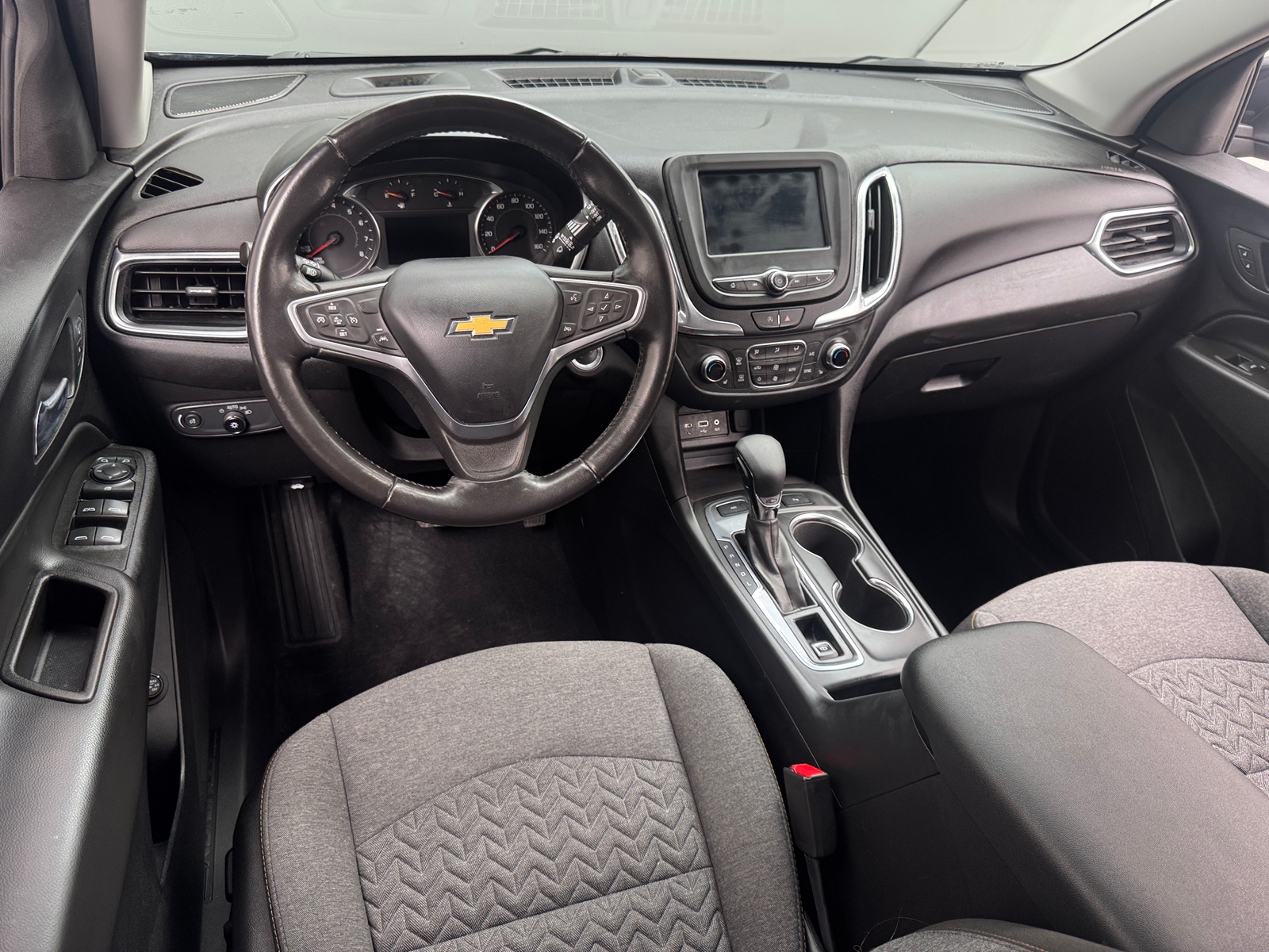 Thumbnail: 2022 Chevrolet Equinox - 3