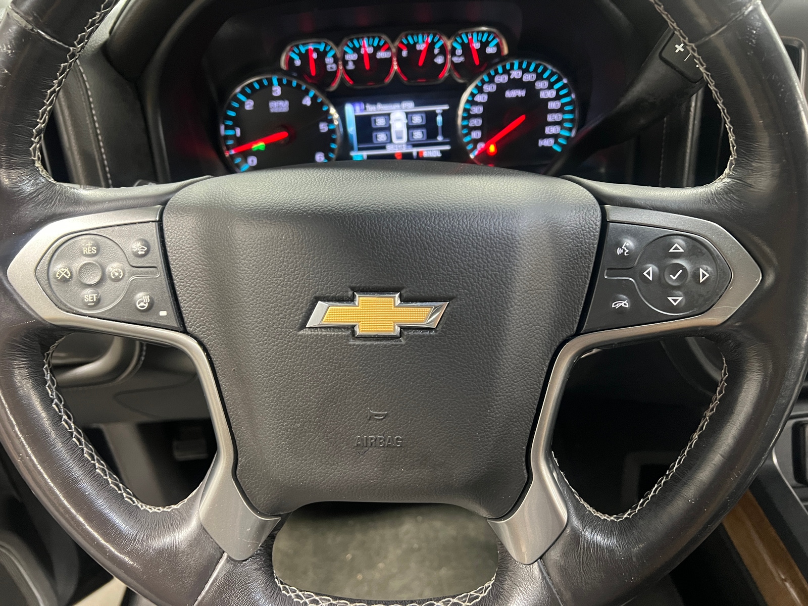 Thumbnail: 2018 Chevrolet Silverado 1500 - 4