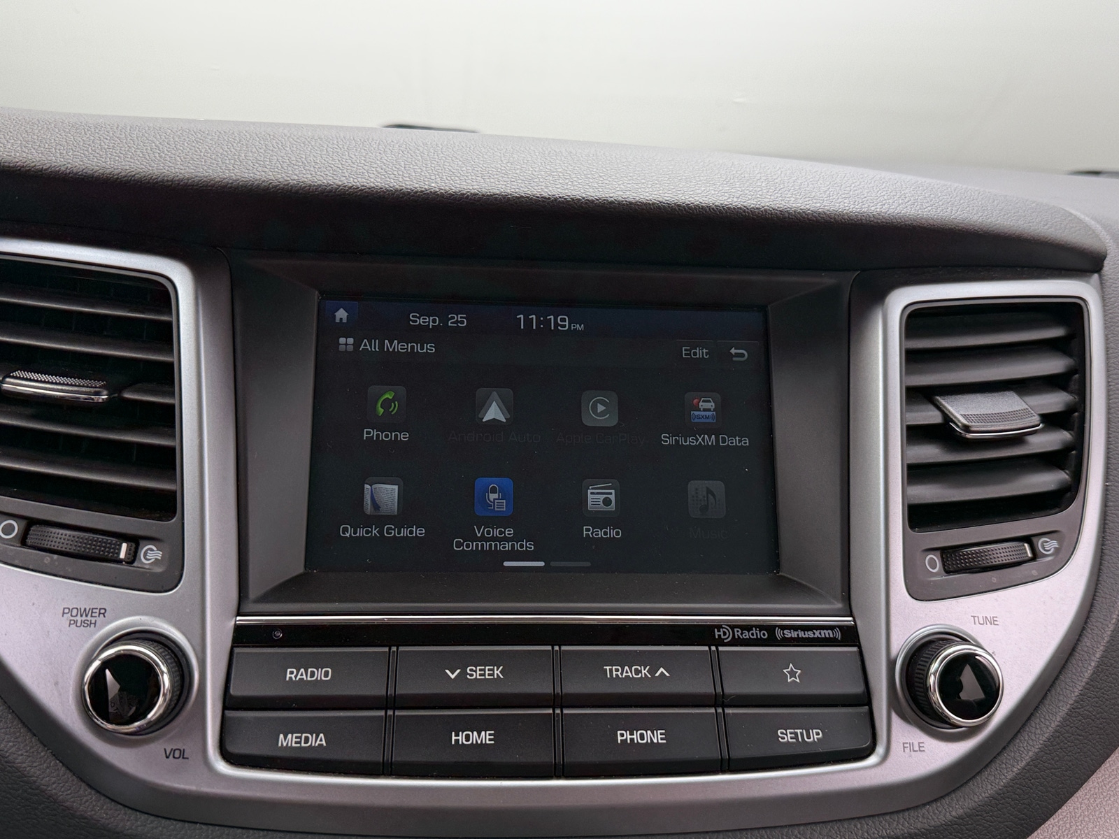 Thumbnail: 2018 Hyundai Tucson - 4