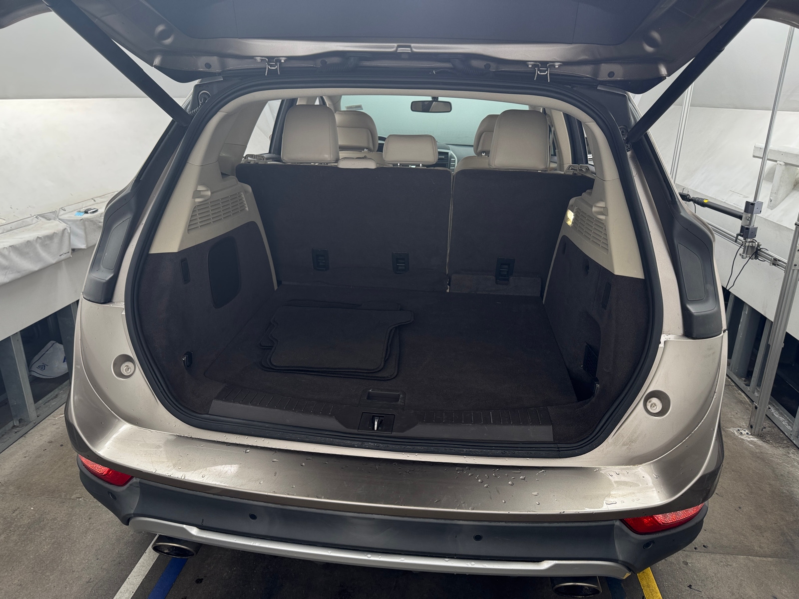 Thumbnail: 2019 Lincoln MKC - 6