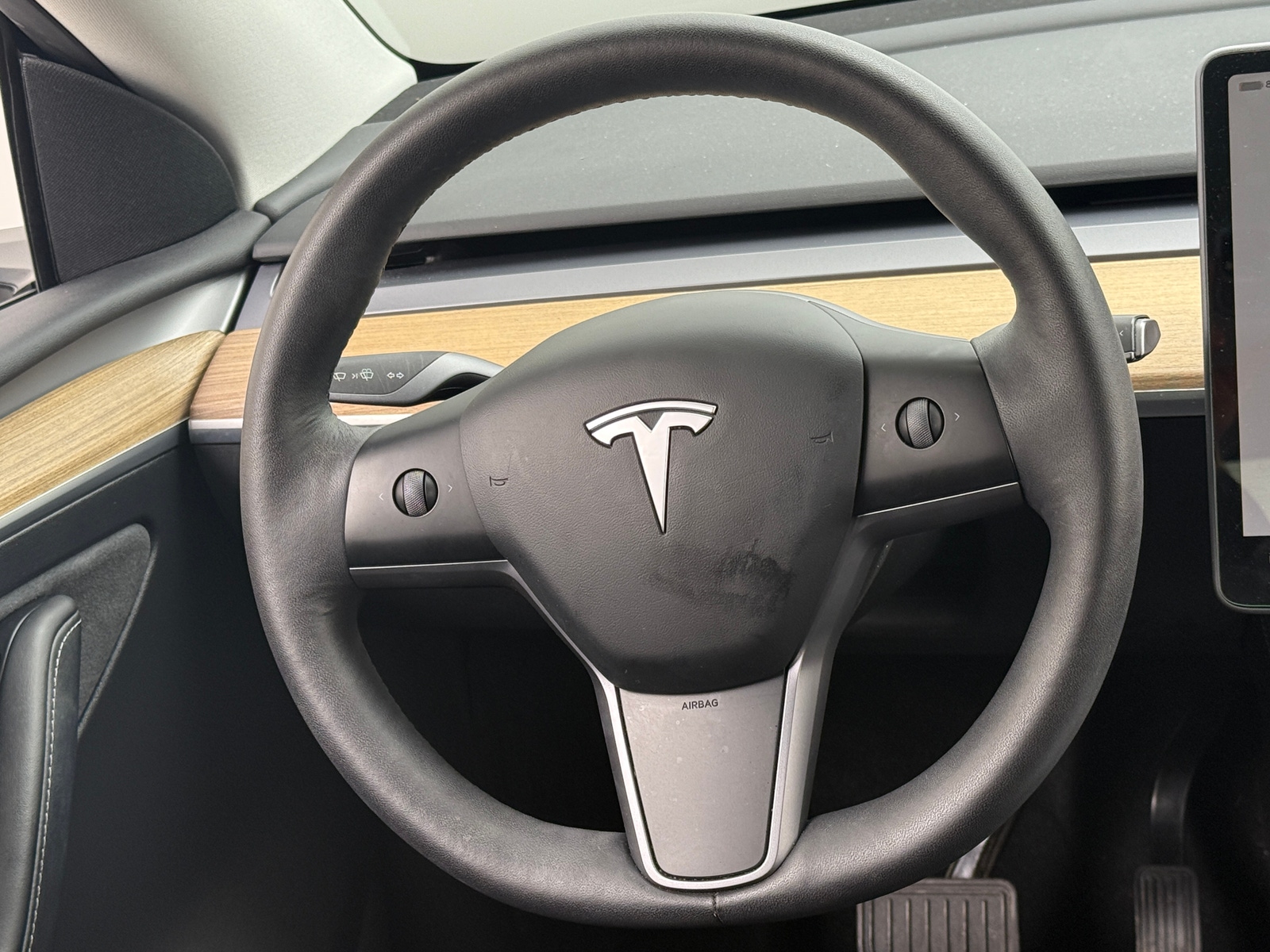 Thumbnail: 2022 Tesla Model Y - 4