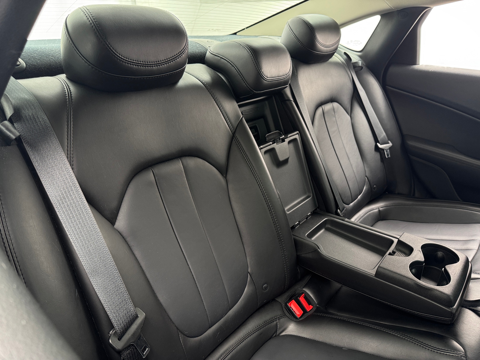 Thumbnail: 2015 Chrysler 200 - 5