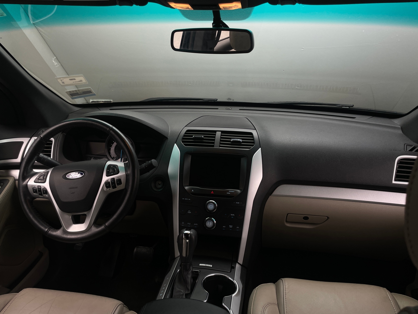 Thumbnail: 2015 Ford Explorer - 2