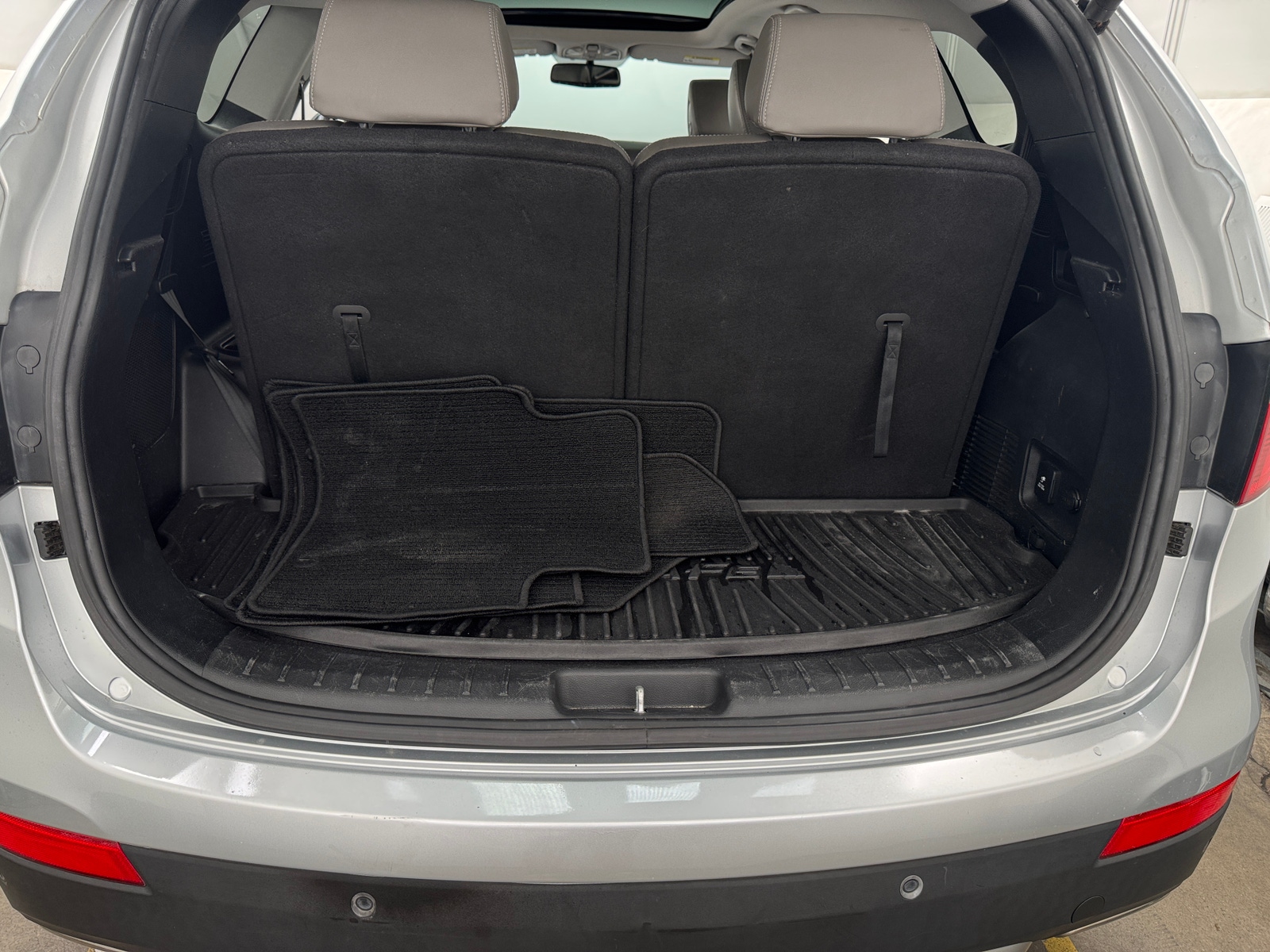 Thumbnail: 2015 Hyundai Santa Fe - 6