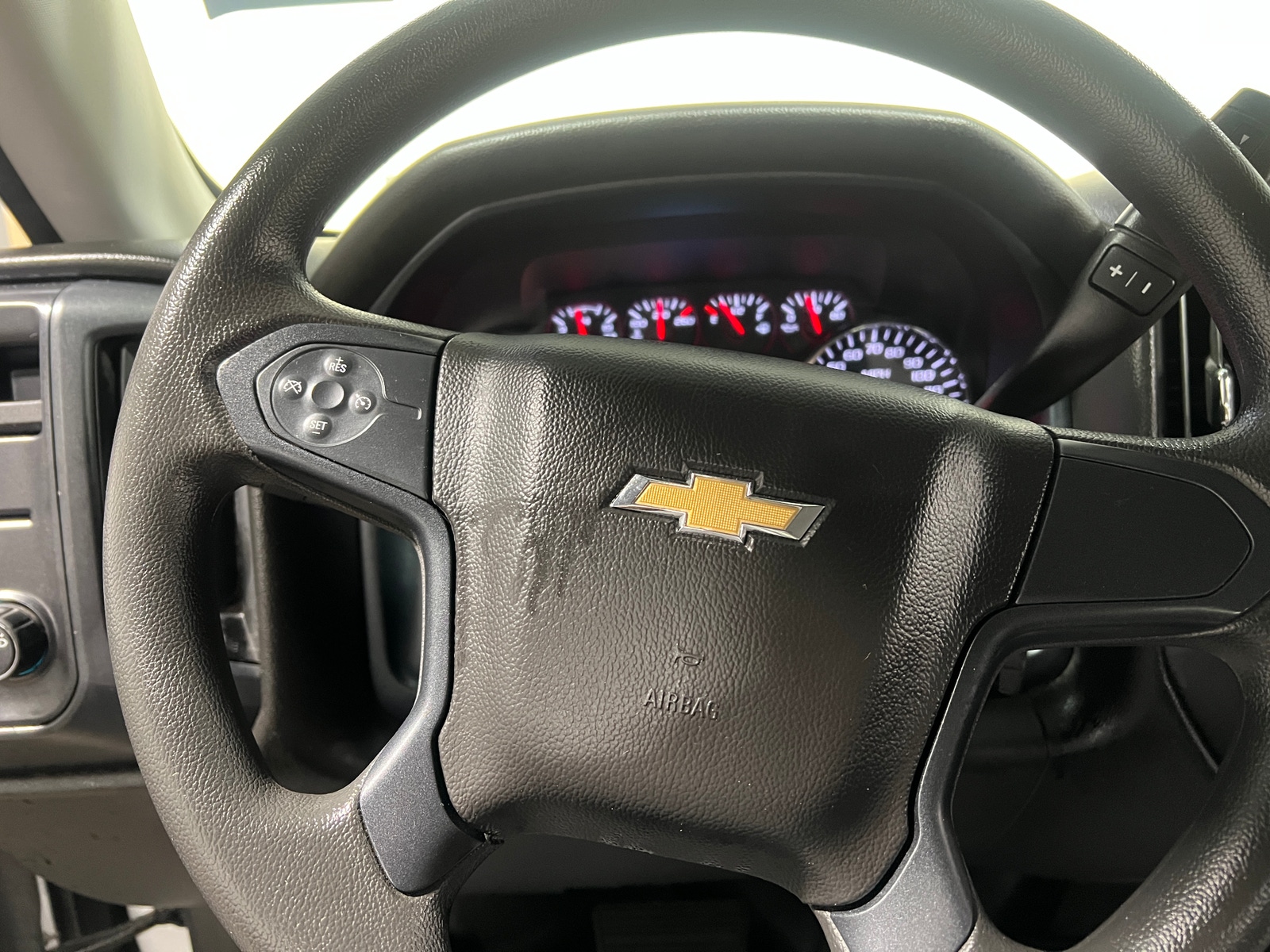 Thumbnail: 2018 Chevrolet Silverado 1500 - 5