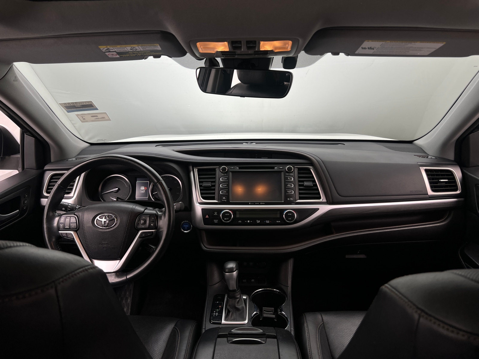 Thumbnail: 2018 Toyota Highlander - 2