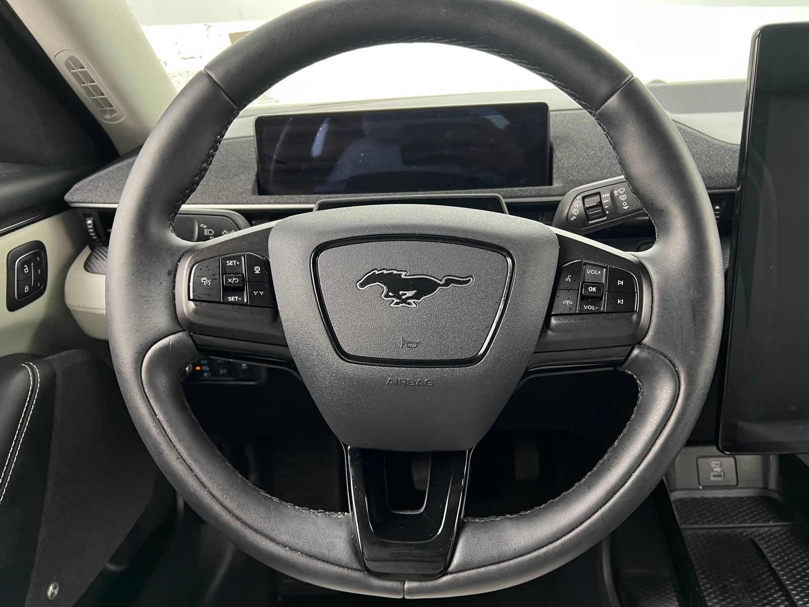 Thumbnail: 2021 Ford Mustang Mach-E - 4