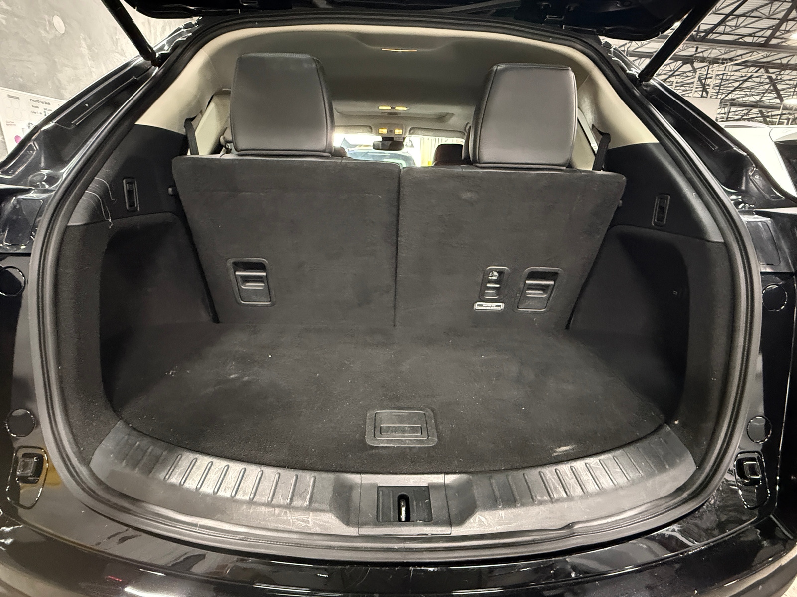 Thumbnail: 2023 Mazda CX-9 - 6