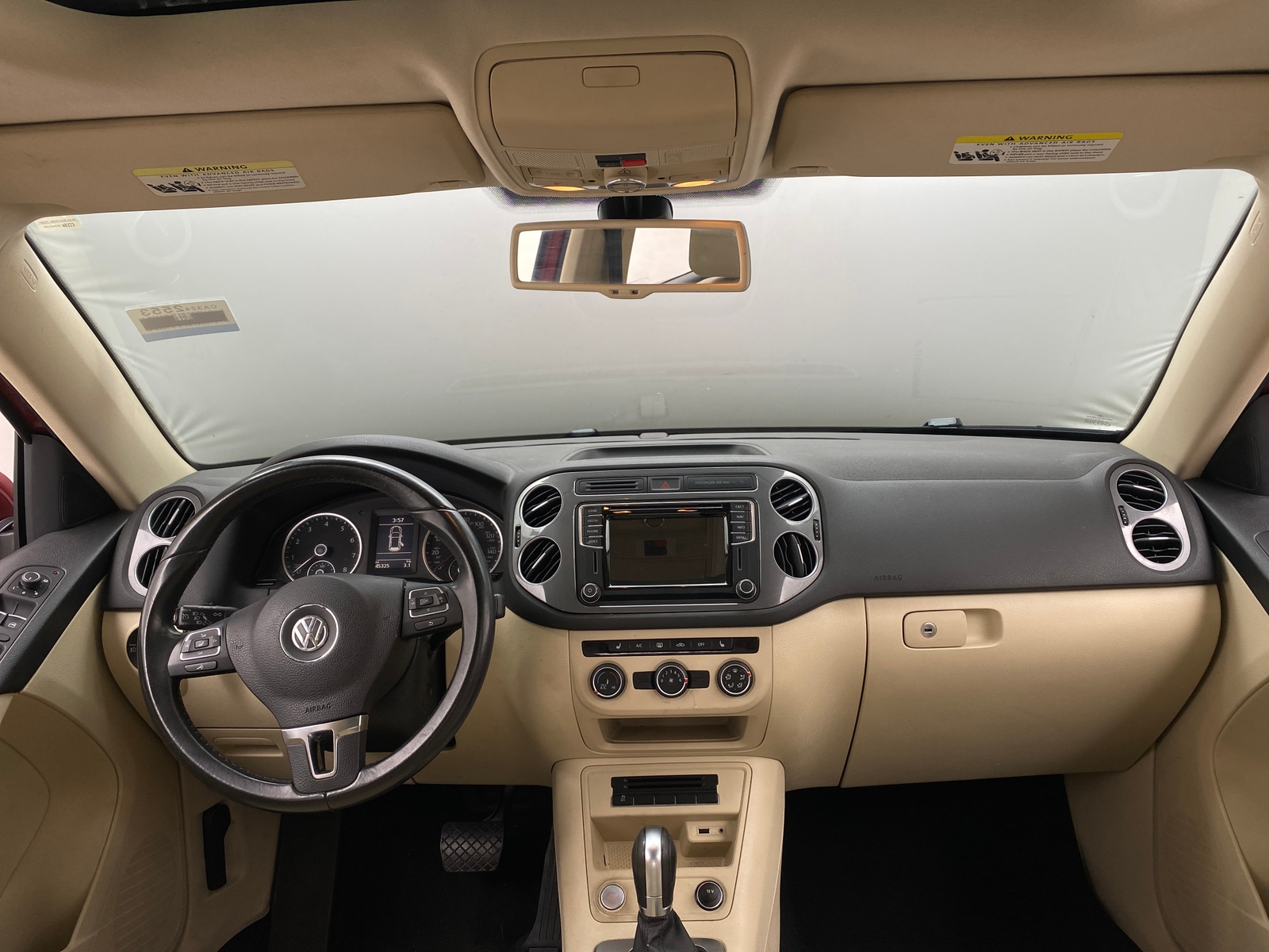 Thumbnail: 2016 Volkswagen Tiguan - 3