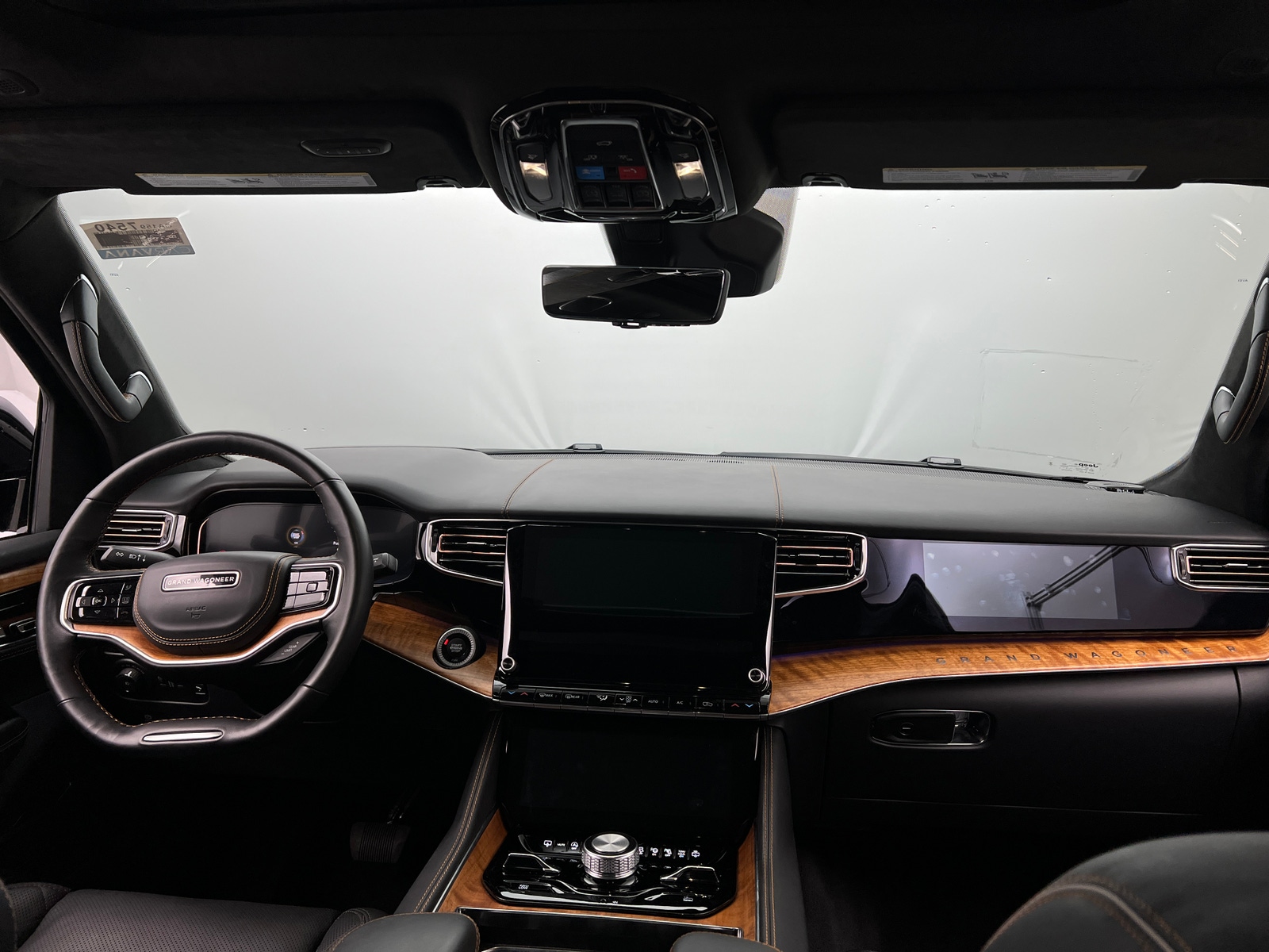 Thumbnail: 2023 Jeep Grand Wagoneer L - 2