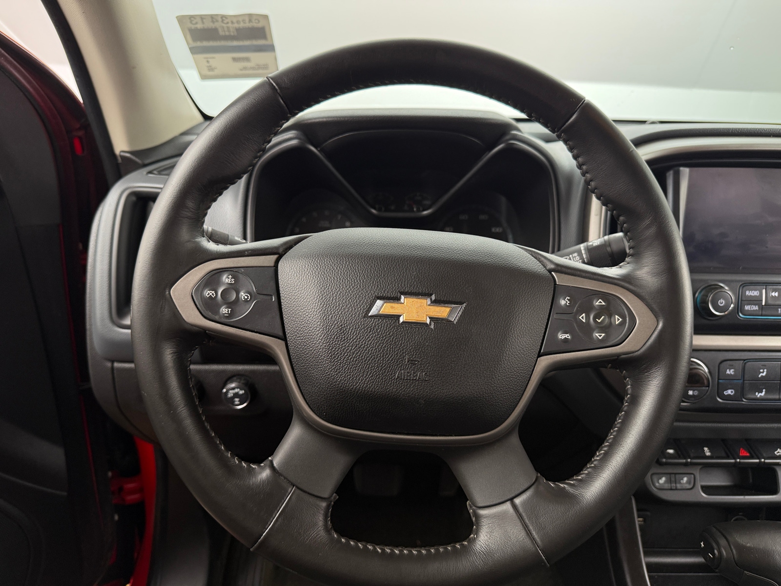 Thumbnail: 2018 Chevrolet Colorado - 4