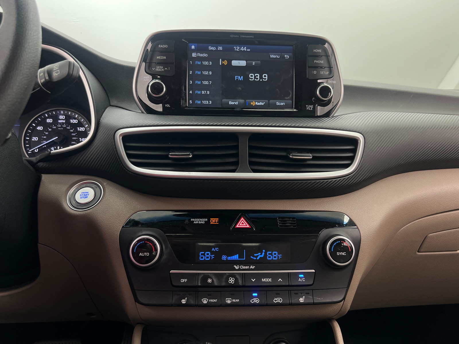 Thumbnail: 2019 Hyundai Tucson - 4