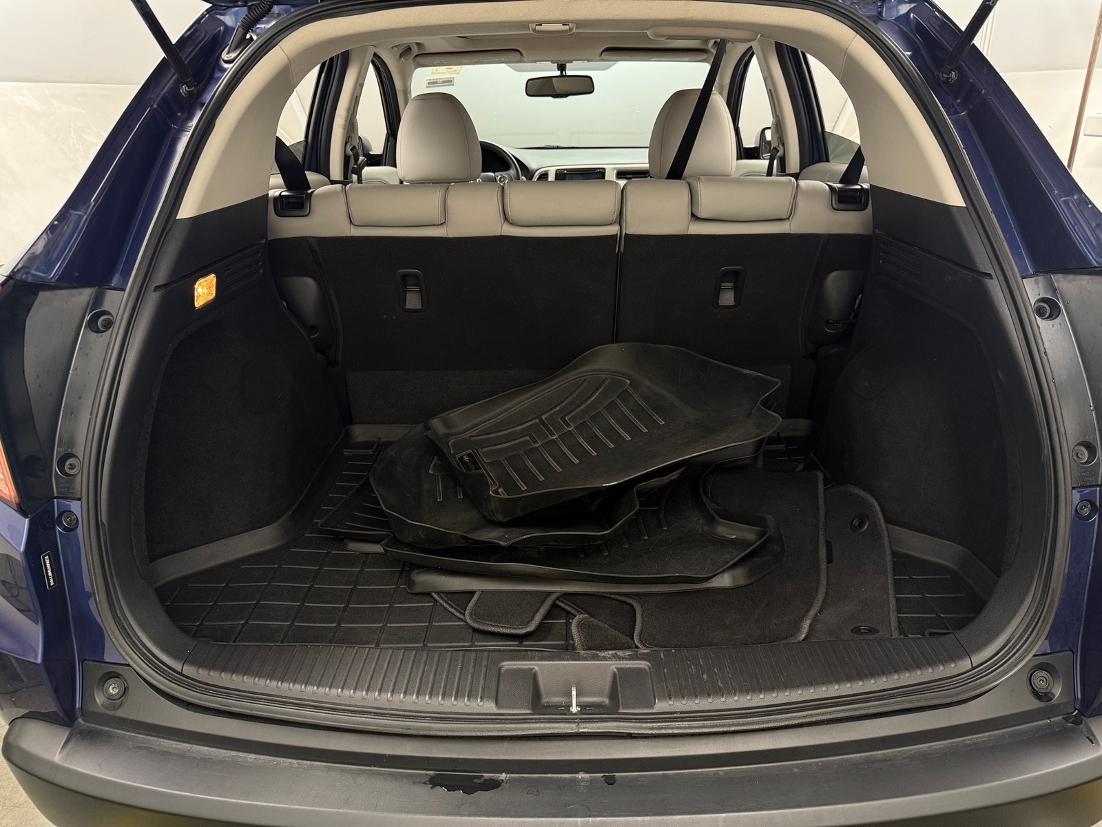 Thumbnail: 2017 Honda HR-V - 6