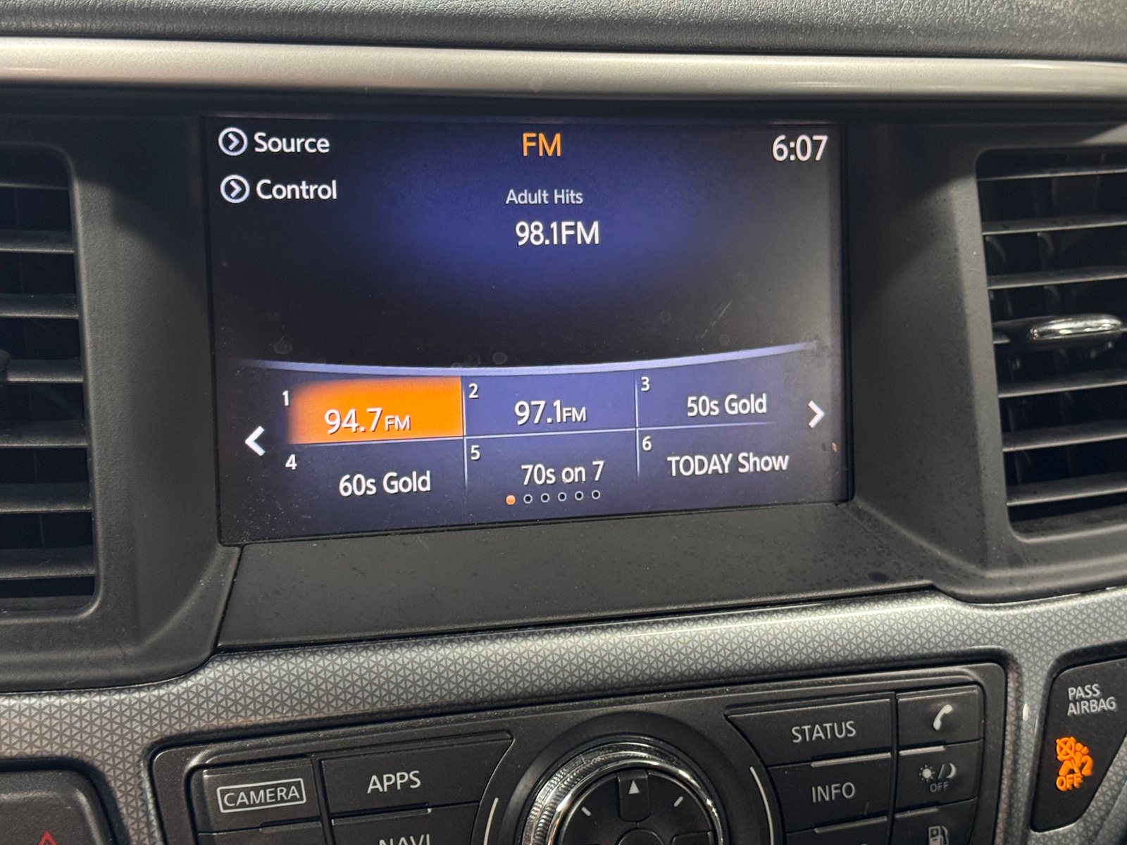 Thumbnail: 2018 Nissan Pathfinder - 3