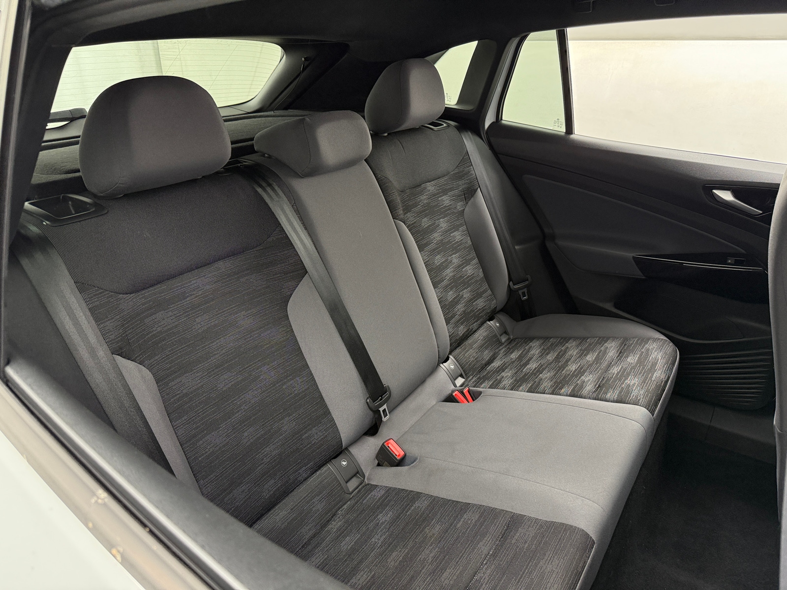 Thumbnail: 2022 Volkswagen ID.4 - 6