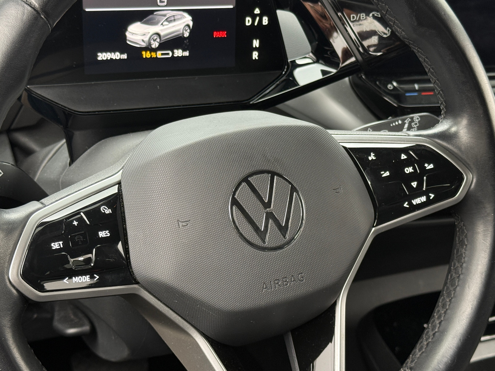 Thumbnail: 2022 Volkswagen ID.4 - 5