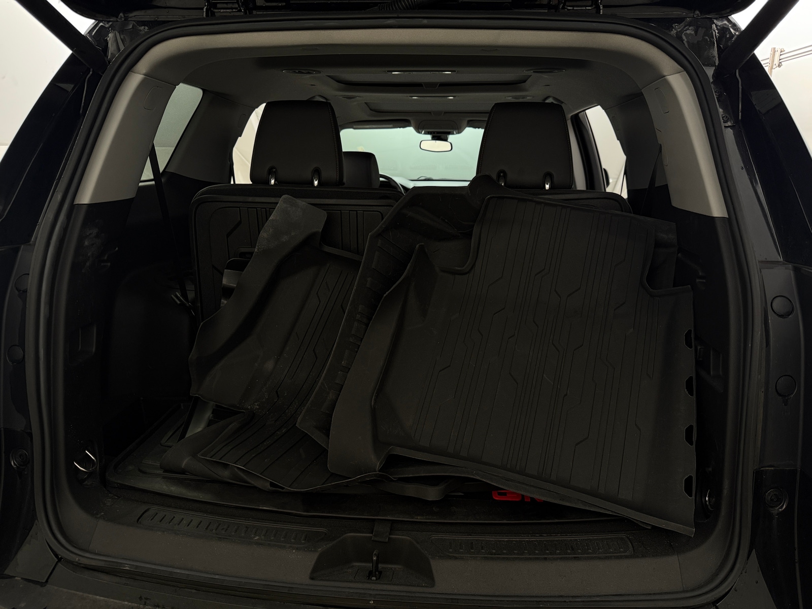 Thumbnail: 2023 GMC Acadia - 6