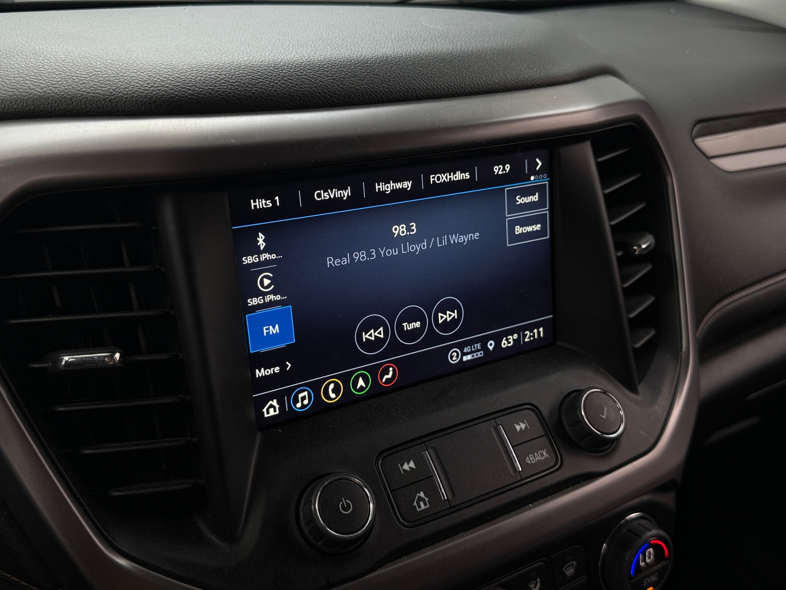 Thumbnail: 2023 GMC Acadia - 3