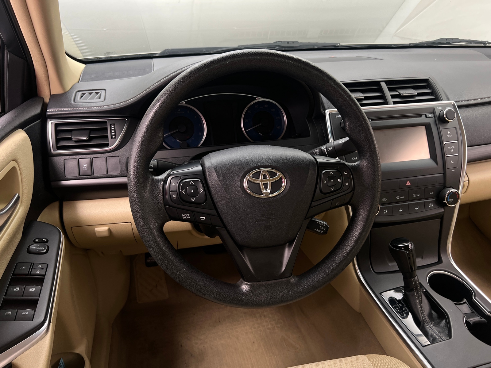 Thumbnail: 2017 Toyota Camry - 5