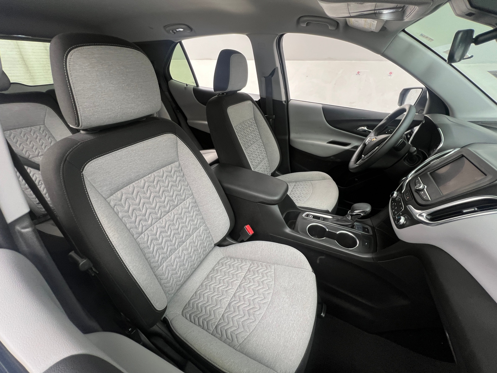 Thumbnail: 2023 Chevrolet Equinox - 2