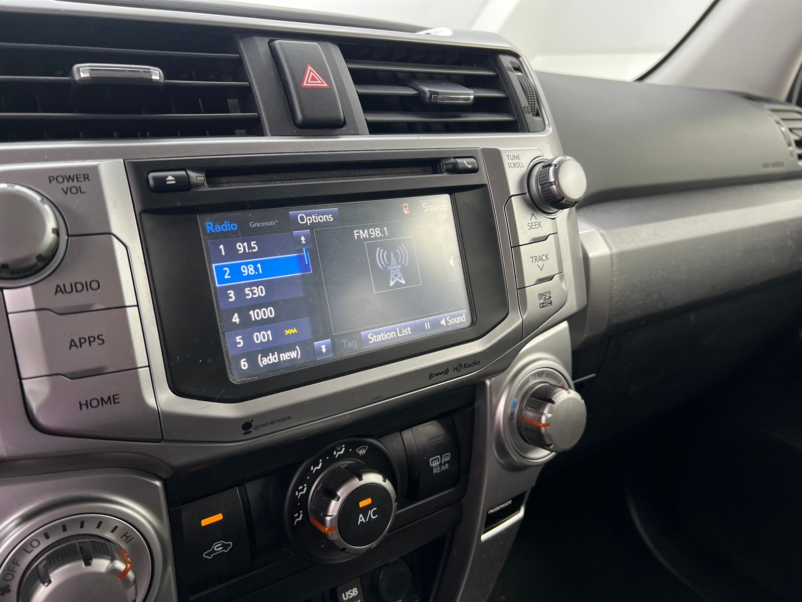 Thumbnail: 2019 Toyota 4Runner - 4