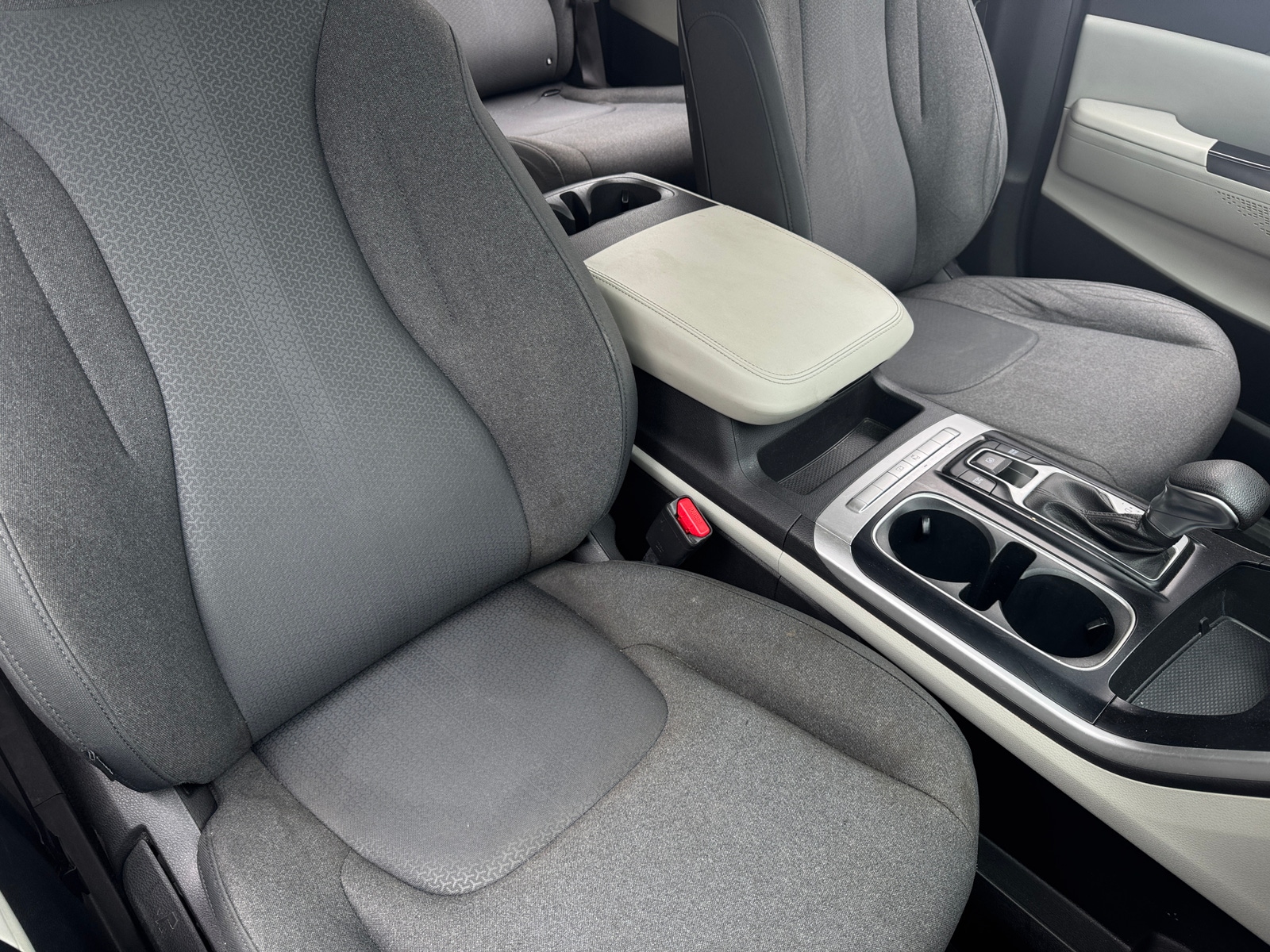 Thumbnail: 2022 Kia Carnival - 2