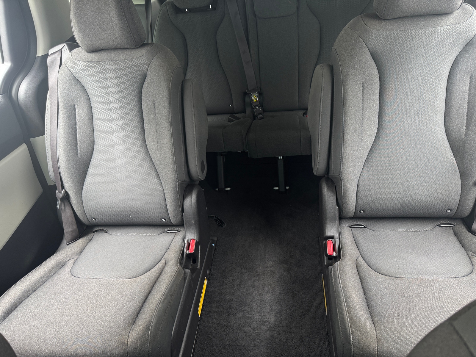 Thumbnail: 2022 Kia Carnival - 6
