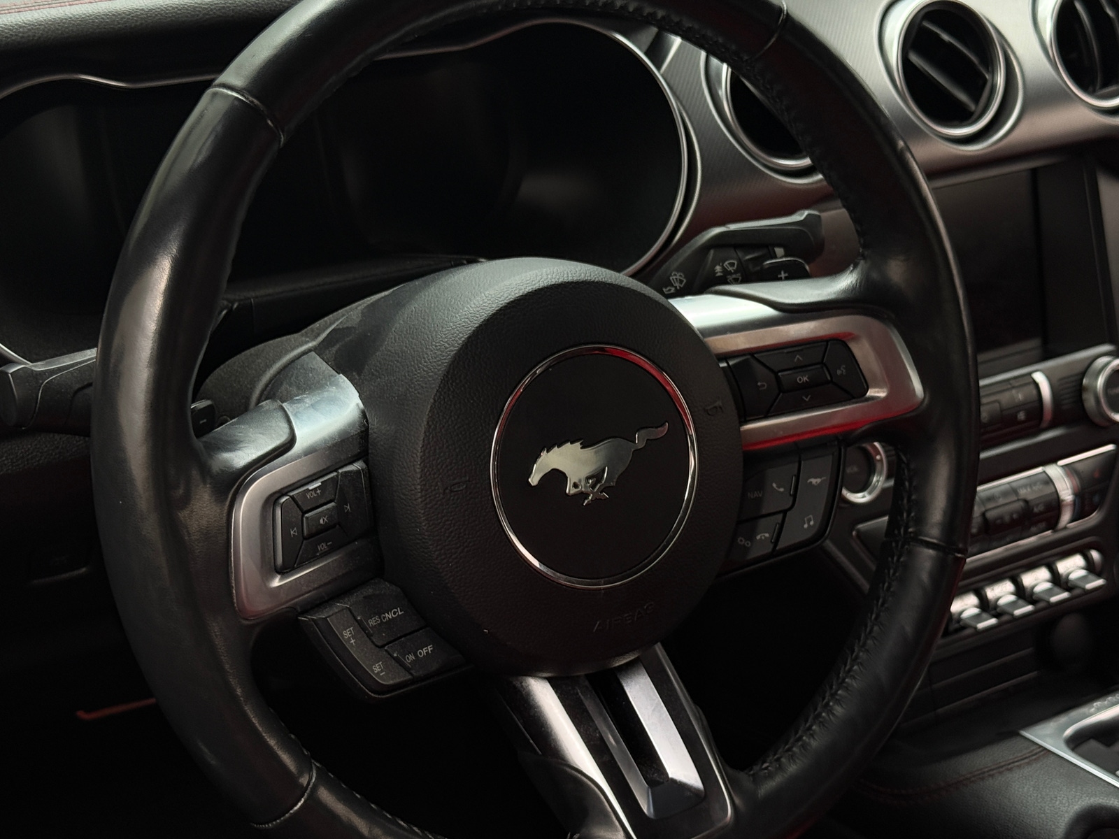 Thumbnail: 2020 Ford Mustang - 3