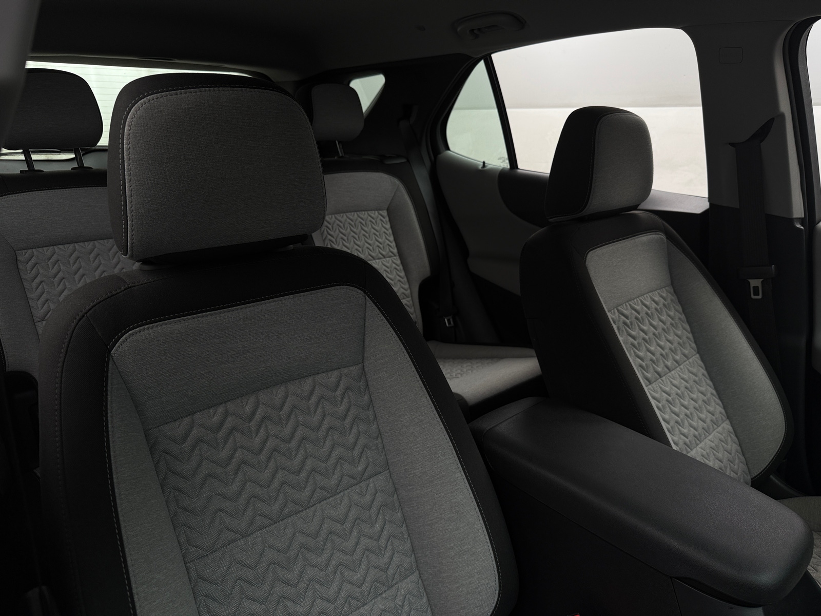 Thumbnail: 2023 Chevrolet Equinox - 2