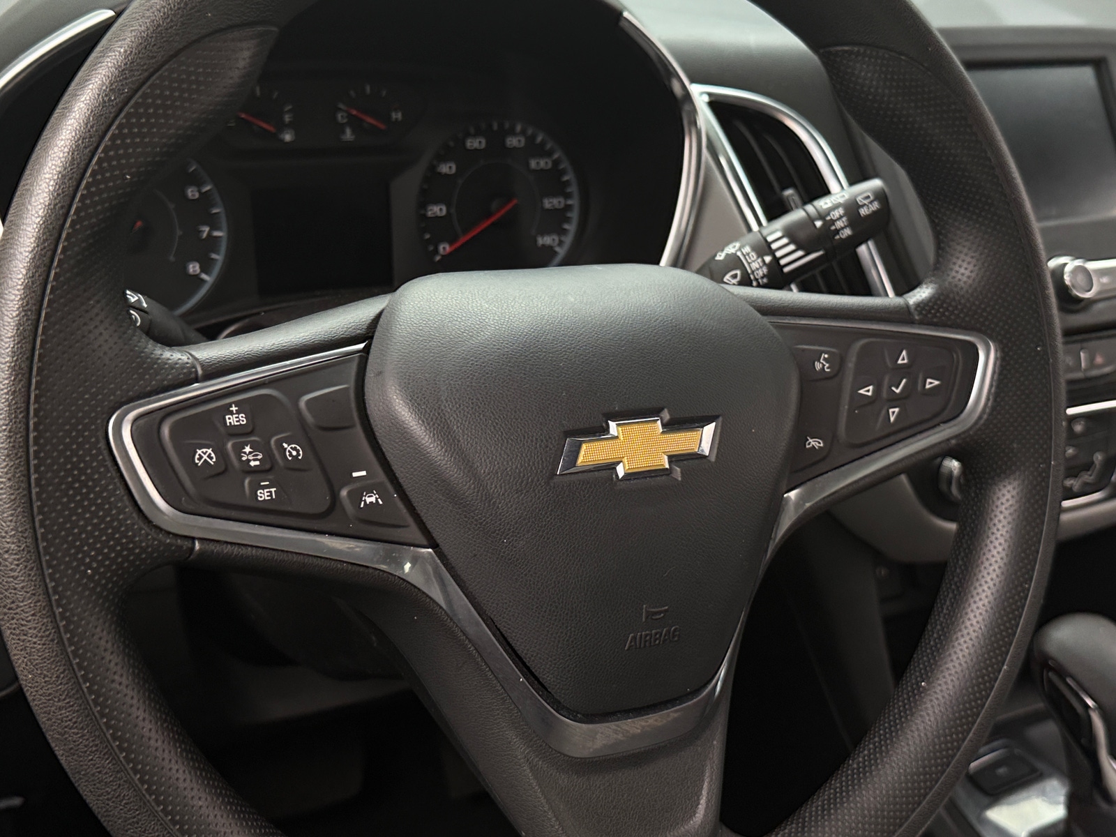 Thumbnail: 2023 Chevrolet Equinox - 5