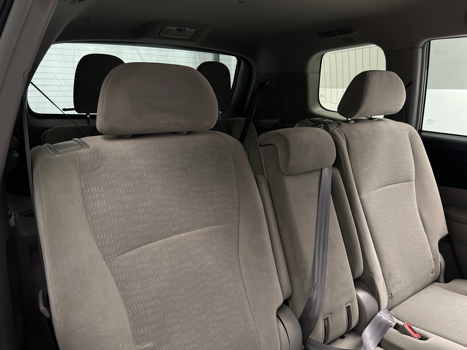 Thumbnail: 2012 Toyota Highlander - 6