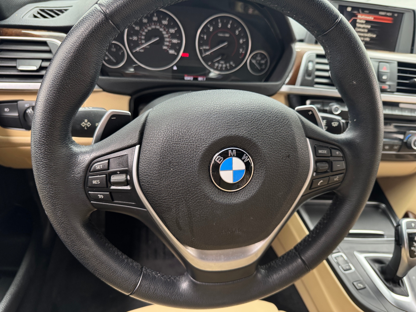 Thumbnail: 2017 BMW 3 Series - 4