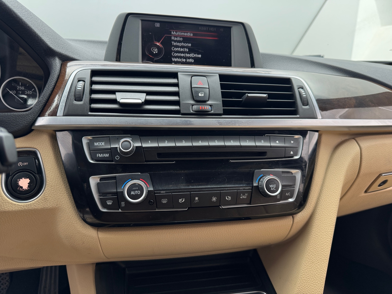 Thumbnail: 2017 BMW 3 Series - 3