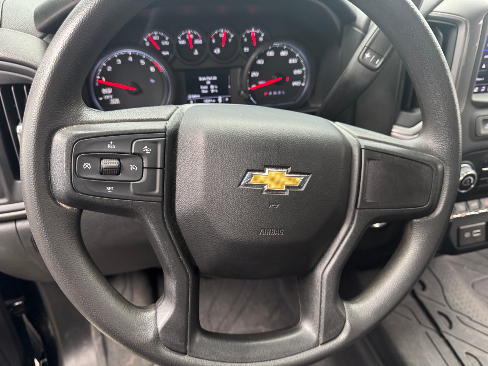 Thumbnail: 2023 Chevrolet Silverado 1500 - 5