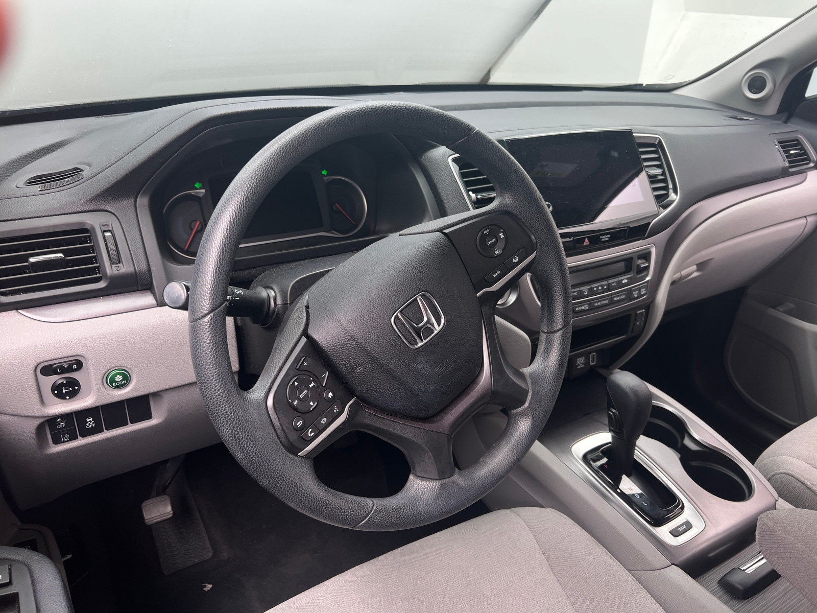 Thumbnail: 2019 Honda Pilot - 3