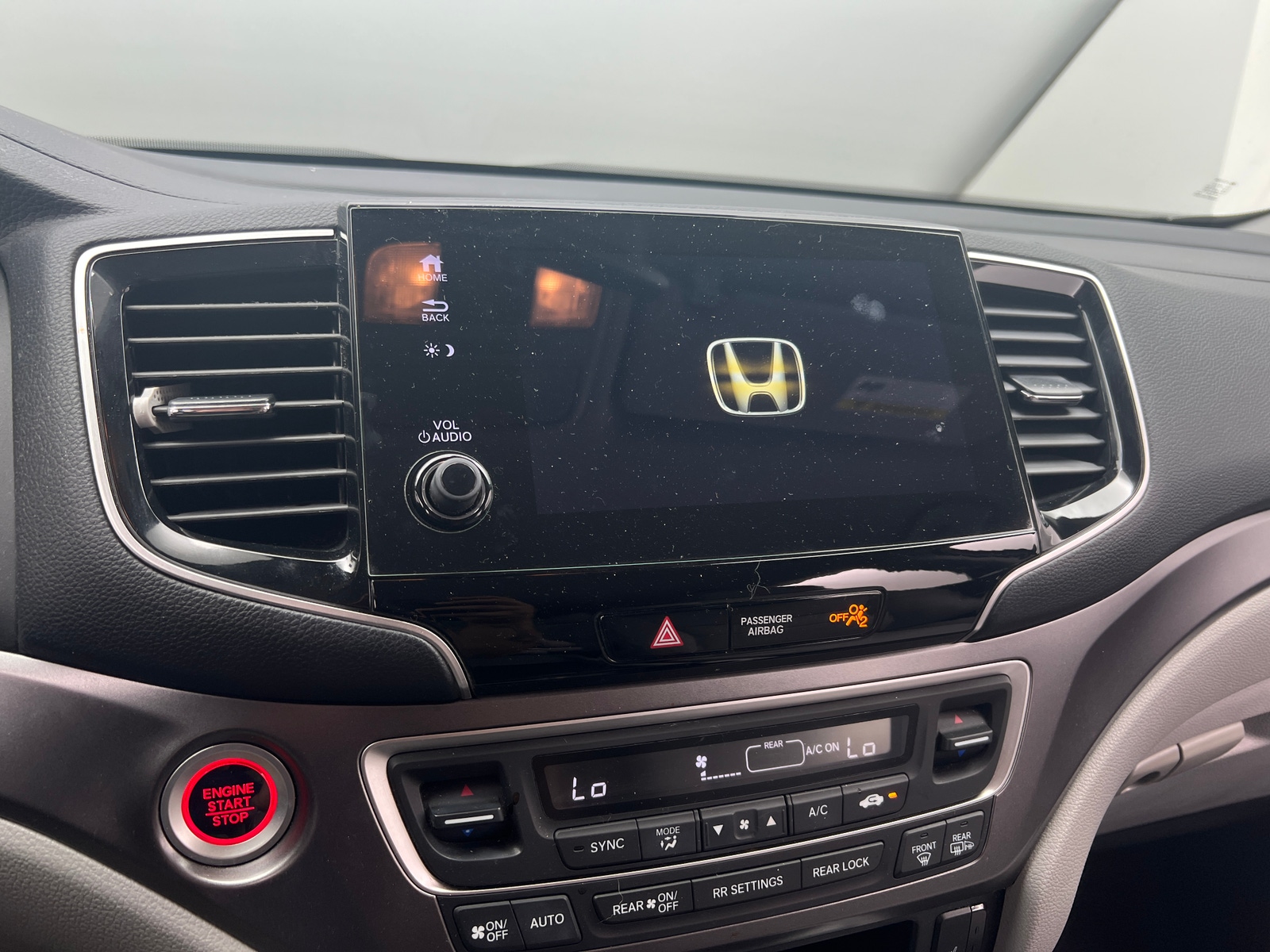 Thumbnail: 2019 Honda Pilot - 4