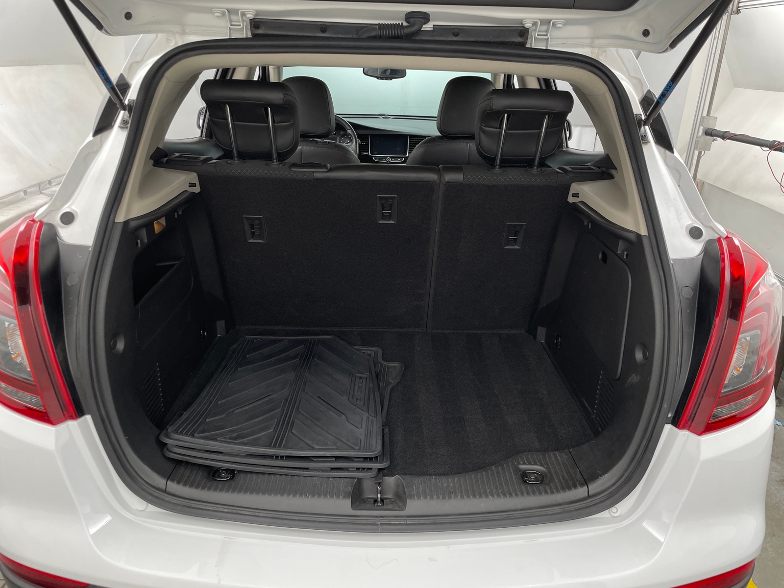 Thumbnail: 2021 Buick Encore - 7