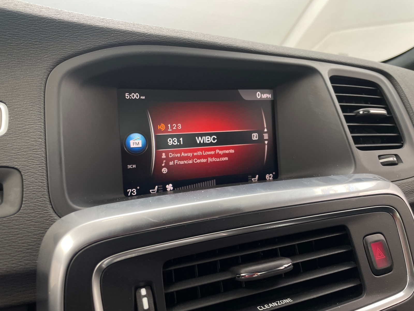 Thumbnail: 2018 Volvo S60 - 3