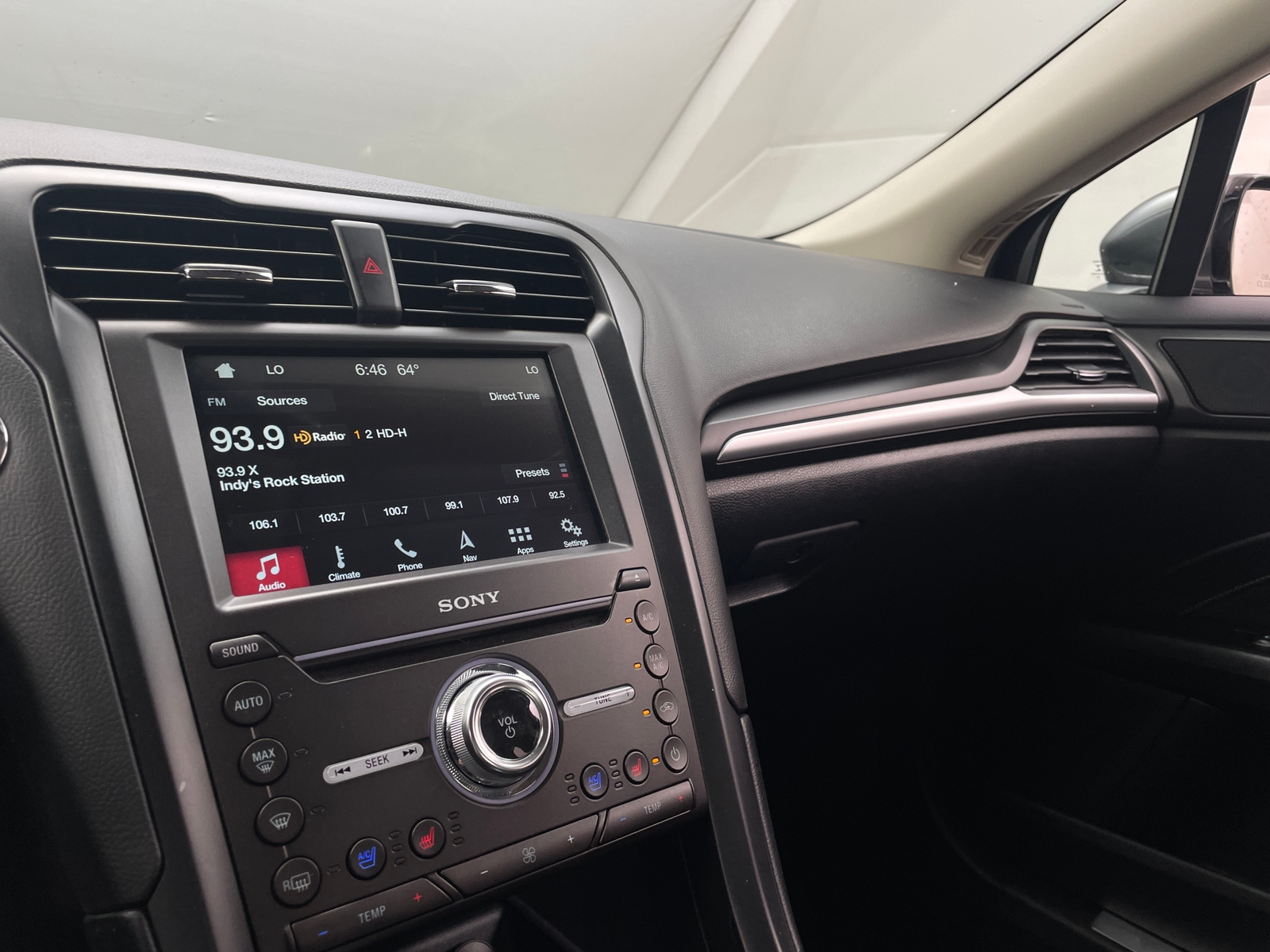 Thumbnail: 2017 Ford Fusion - 3