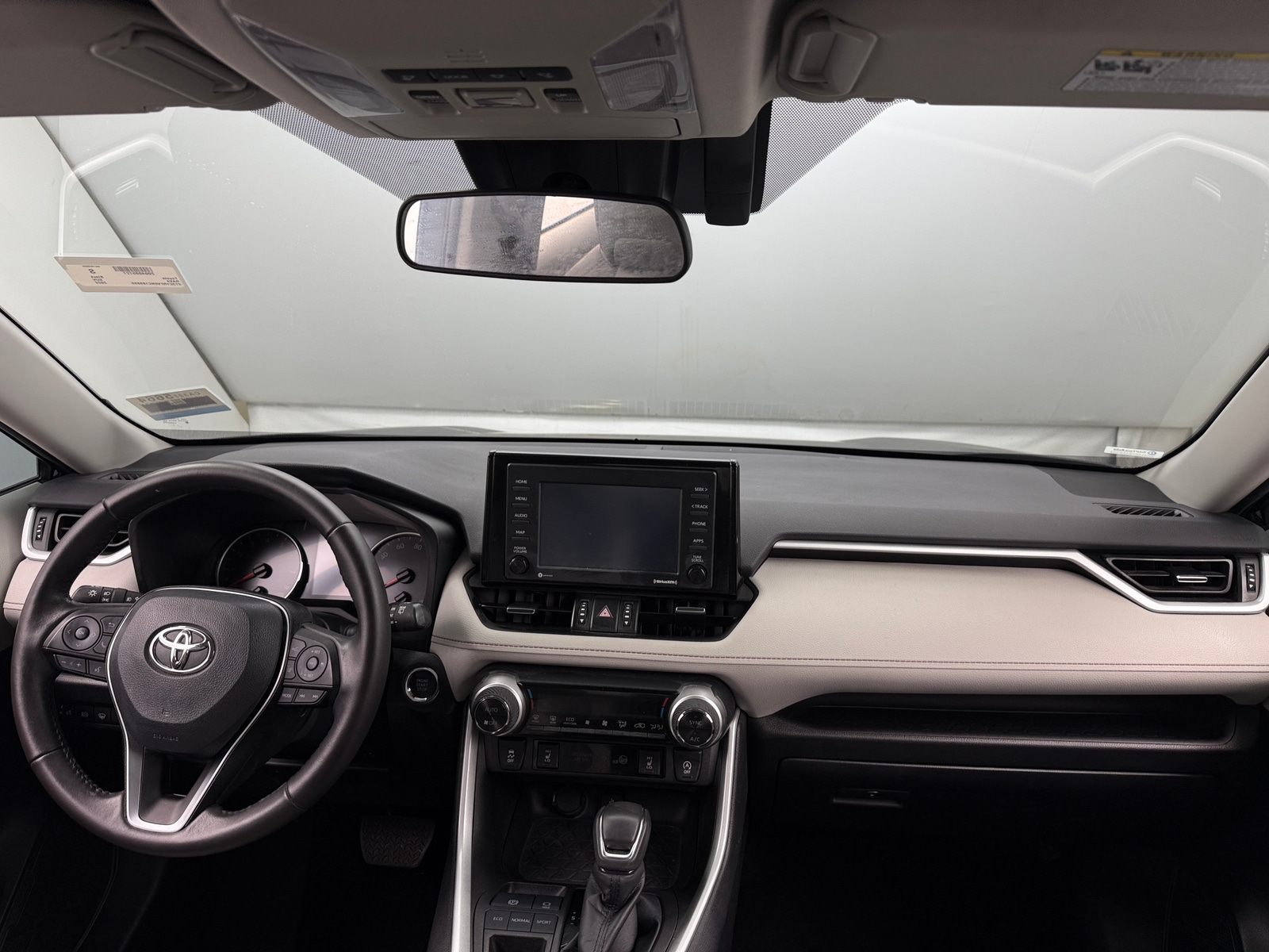 Thumbnail: 2022 Toyota RAV4 - 2